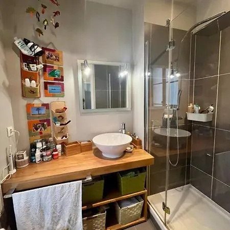 Xix Siecle Apartment