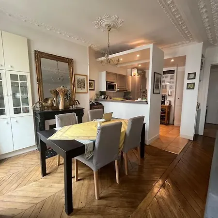 Xix Siecle Apartment Paris